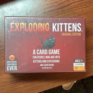 Exploding kittens card game